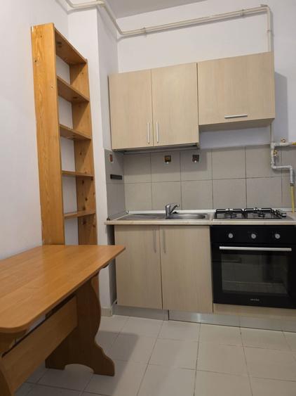 Apartament cu 2 camere semidecomandat, mobilat în Copou