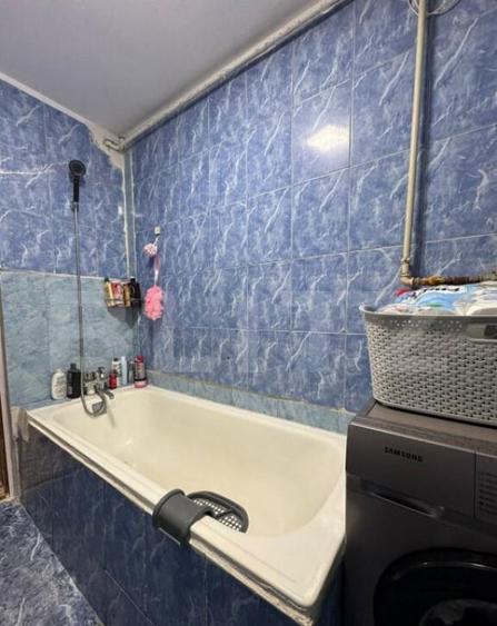 Casa spatioasa cu 4 camere, 103 mp, curte 70 mp, zona 13 Sep - 11