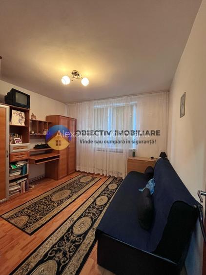 Apartament 2 camere ETAJ 3 -Progresului Apartament 2 camere ETAJ 3 -Progresului