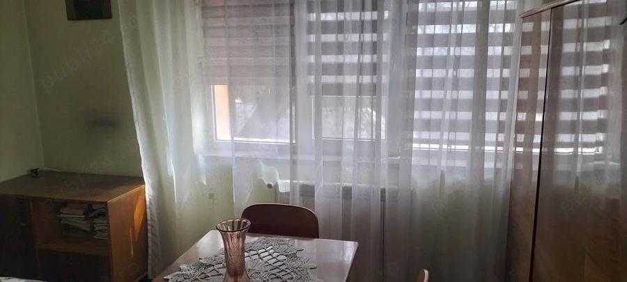 vind apartament 3 camere zona Centrala, etaj 2 - 2