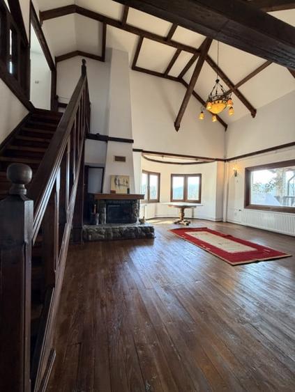 Refugiu Exclusivist Prahova Casa cu 5.2 ha, Panoramă Pârâu și Potențial Turistic - 12