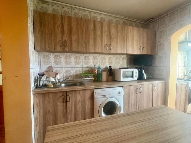 Apartament 3 camere de vanzare Colentina, str. Radovanu, Sector 2 - 8
