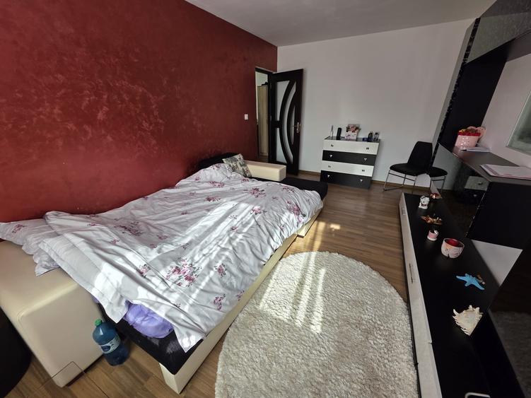 Alexandru cel Bun 3 camere decomandat 162087 - 2