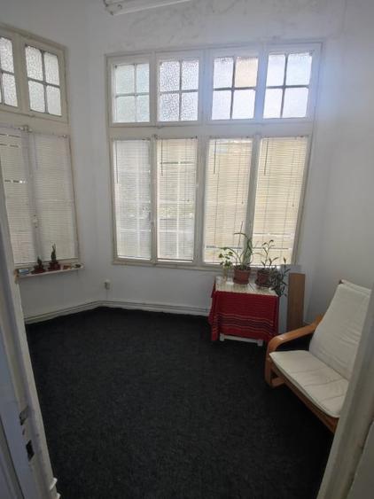 Vanzare 4 camere in vila Dacia - 4