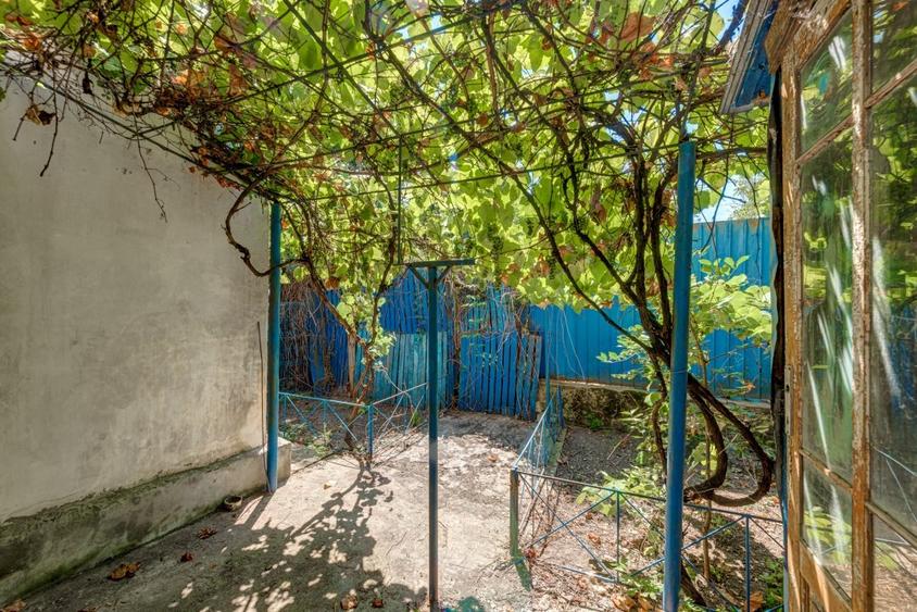 Oras Chitila, str. Aurel Vlaicu 2. Apartament 3 camere, 65 mp. curte 50 mp - 10