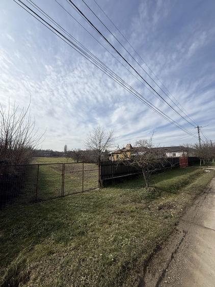 Teren intravilan STRADAL 3.776 mp 10 km Targoviste utilitati + lac - 1