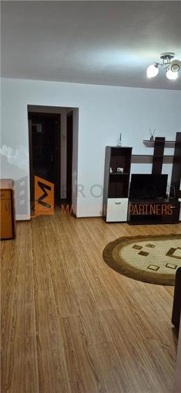 Apartament 2 camere cf 1 semidecomandat zona Micro 3 - 4