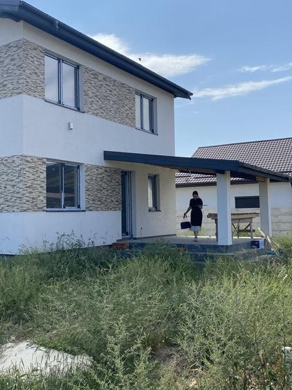 De vanzare vila parter + etaj - 5