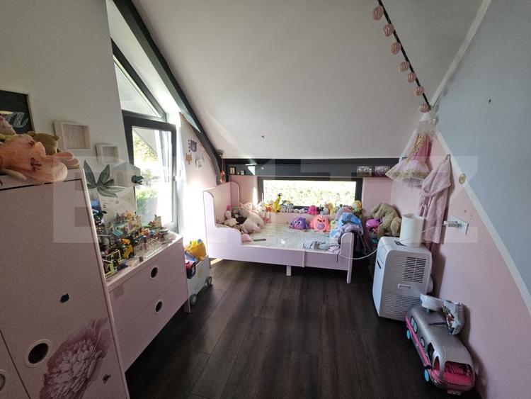 Vila de lux cu 4 camere in V. Ursului, langa padure - 18