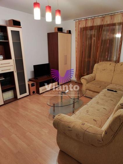 Închiriez apartament 3 camere - 2
