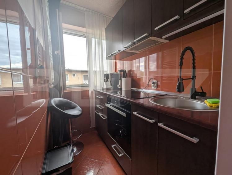 Apartament cu 2 camere semidecomandat în Iosia