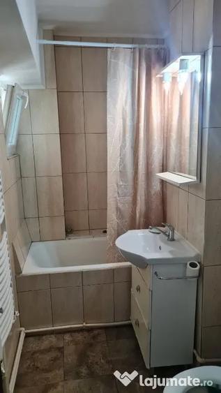 Garsonieră în Decebal