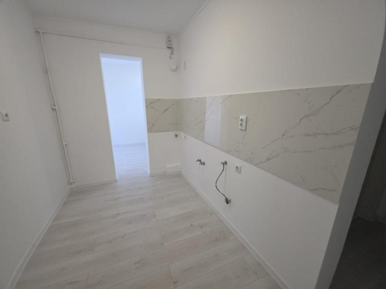 Apartament cu 2 camere semidecomandat în Trivale