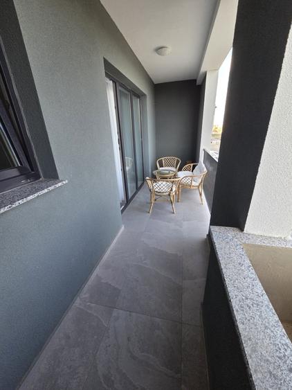 Apartament cu 2 camere semidecomandat, mobilat în Giroc