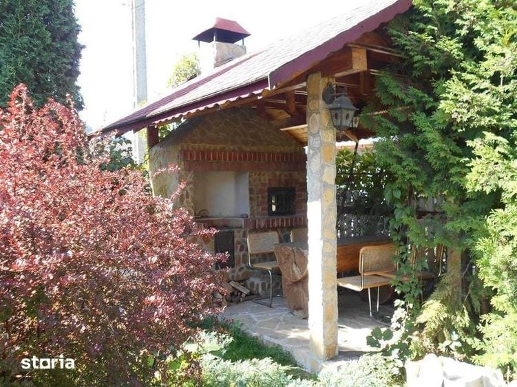 Casă cu 4 camere cu Teren 136 Mp în Central