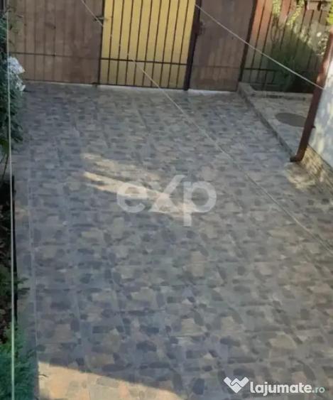 De vanzare casa 3 camere, zona Coiciu - Inel 1, Constanta - 2