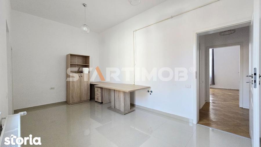 Apartament cu 4 camere în Central