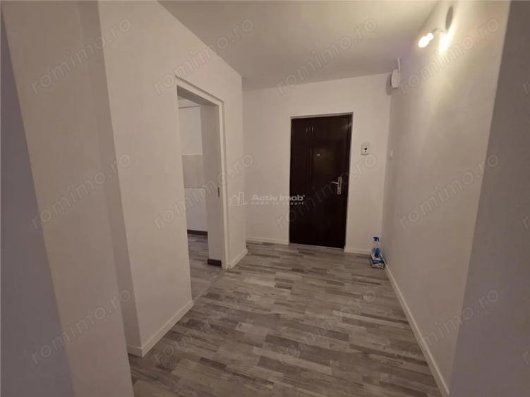 Apartament cu 2 camere semidecomandat în Micro 3
