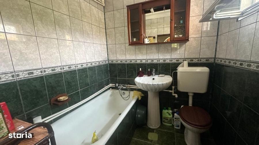 Casă cu 4 camere în Bucureștii Noi