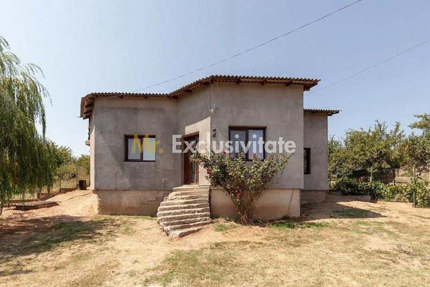 Casă cu Teren 1175 Mp în Central