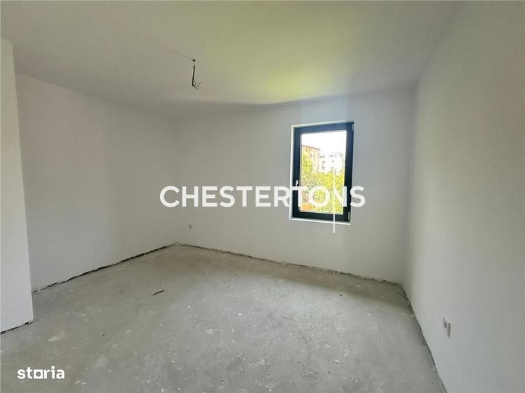 Vila moderna, 4 camere + curte ,zona linistita, oportunitate unica - 9
