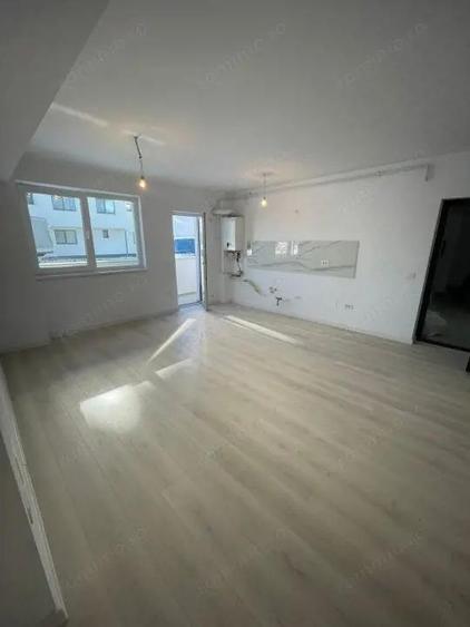 Apartament cu 2 camere decomandat în Pielești