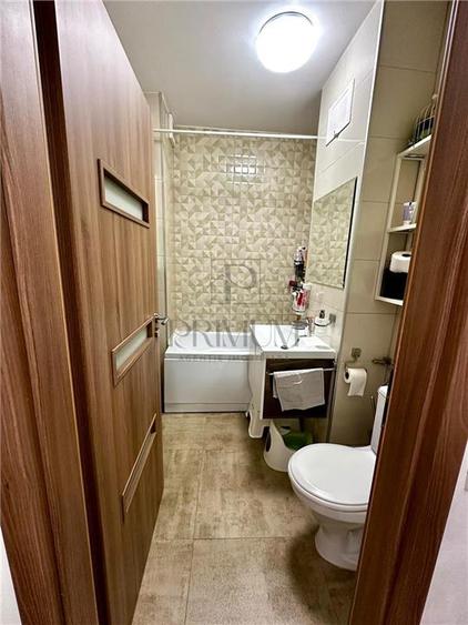 Apartament cu 4 camere decomandat în Circumvalațiunii