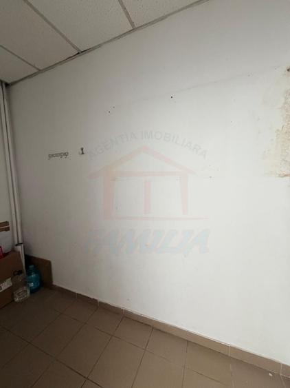 Spațiu comercial, de 53 mp, în Micro 21