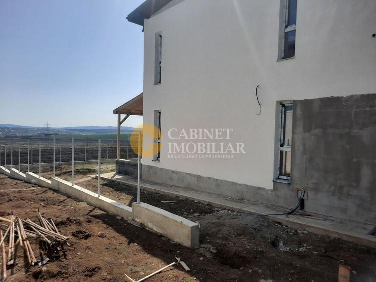 Casă individuală cu 4 camere cu Canalizare în Miroslava