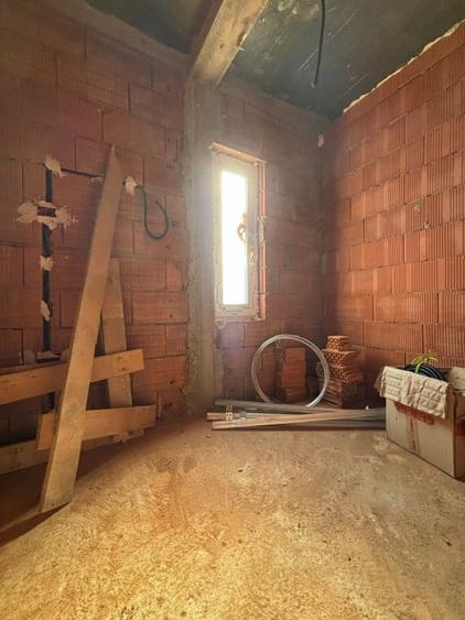 Duplex 3 camere, 76mp utili, teren 285mp, P+Pod in Bucovat - 15