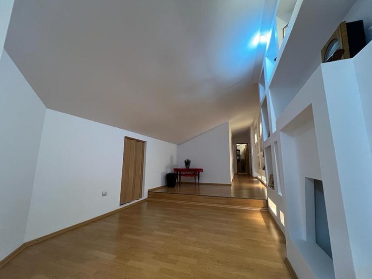 GARA-ABATOR VILA P+M, TEREN 280 MP. 7 CAMERE, 2 BAI, GARAJ, CURTE AMENAJATA - 11