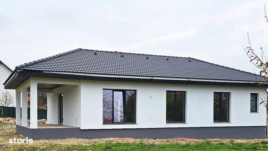 Vanzare Casa Satu Nou de Jos, cu suprafata utila de 155mp, teren d - 9