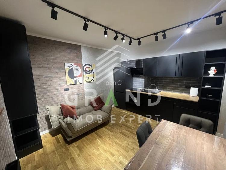 Apartament cu 2 camere semidecomandat, mobilat în Central Apartament cu 2 camere semidecomandat, mobilat în Central