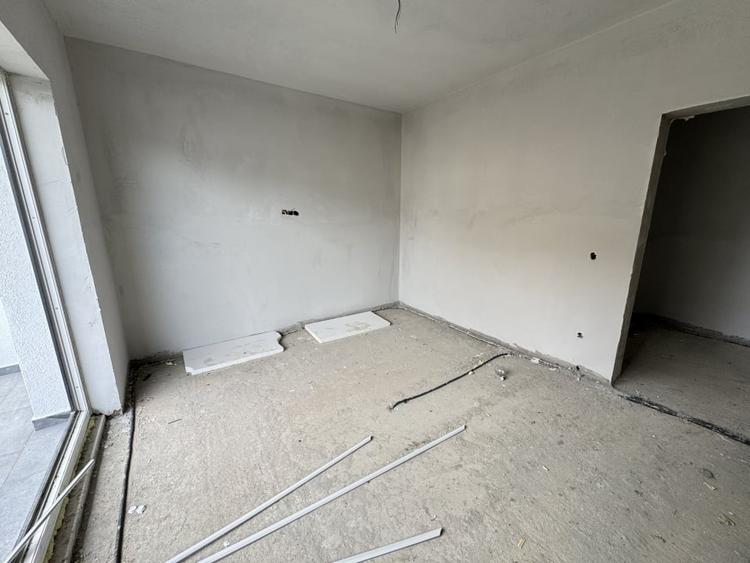 Casa individuala, 140 mp, 4 camere, teren liber 300 mp, Dezmir - 4