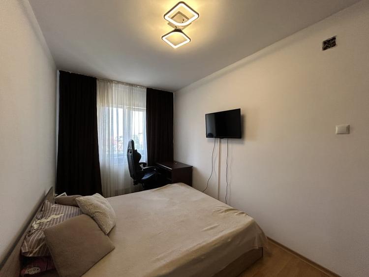 Apartament 4 camere, decomandat, 80mp utili, 2 bai - zona Dambovita - 1