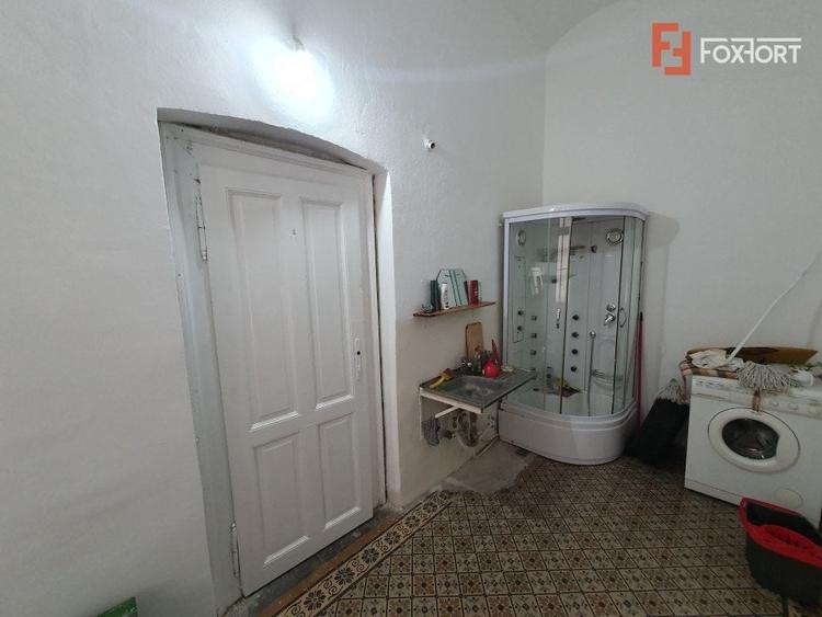 COMISION 0% Apartament cu 4 camere decomandat, la curte comuna - zona Fabric - 23