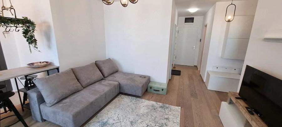 Apartament cu 2 camere semidecomandat în Take Ionescu