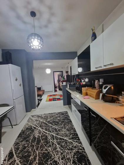 Inchiriez pe termen lung 250E Vand apartament la cheie-3 camere, Aninoasa, jude? Hunedoara - 3