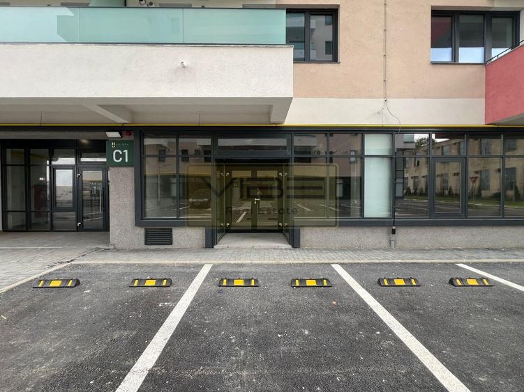 Spatiu comercial / Office NOU Podu Ros - Piata Nicolina - 5