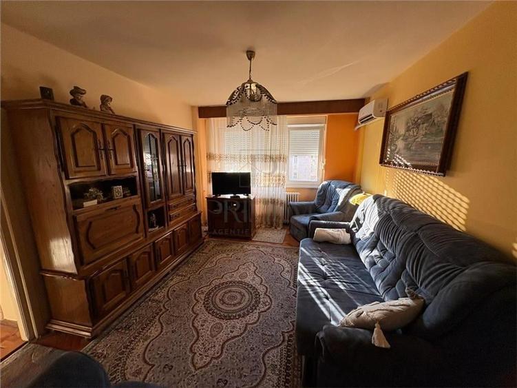 ULTRACENTRAL - 2 Camere - Etaj intermediar cu LIFT - Pozitionare excelenta - 7