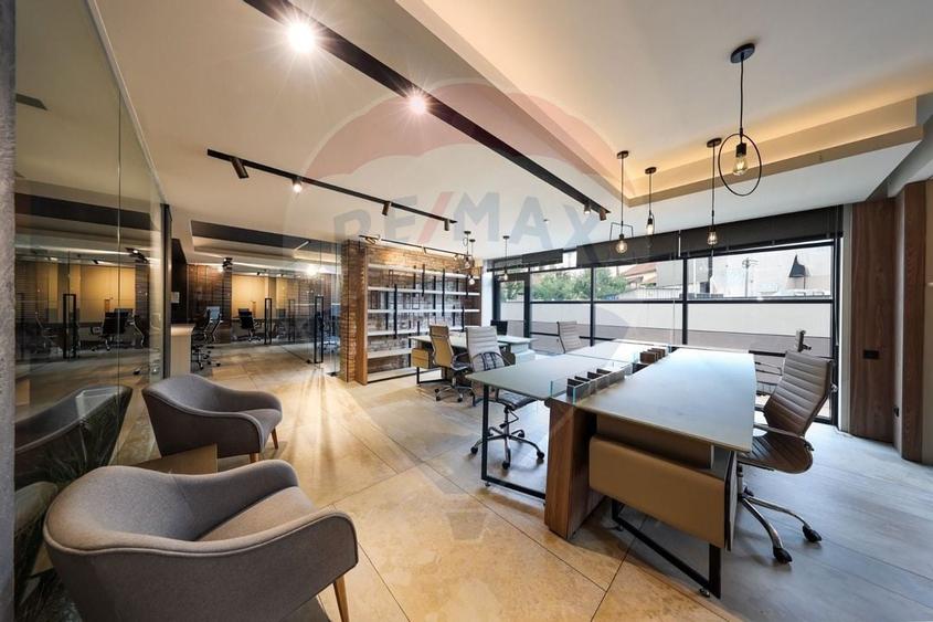 Spatiu birouri premium - 179mp, terasa 30mp - 2