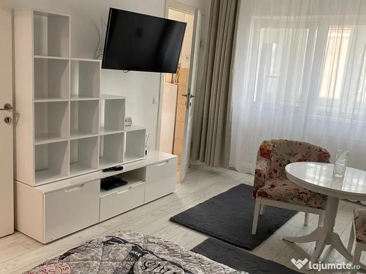 Proprietar chirie Sibiu Strand garsoniera etaj 3 - 6