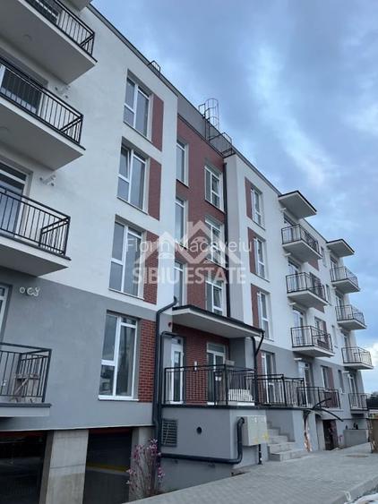 Studio finisat, modern, cu parcare si balcon Studio finisat, modern, cu parcare si balcon