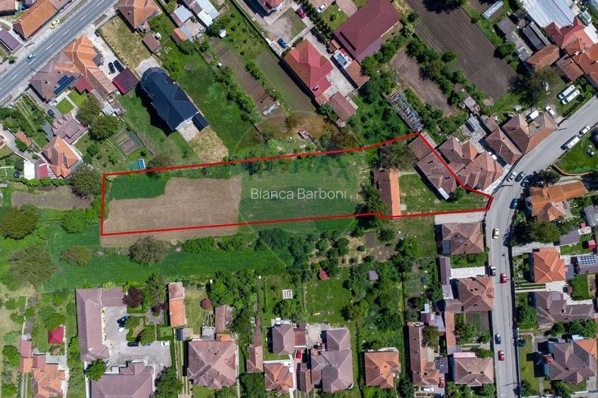 Casă individuală cu 4 camere în Central Casă individuală cu 4 camere în Central