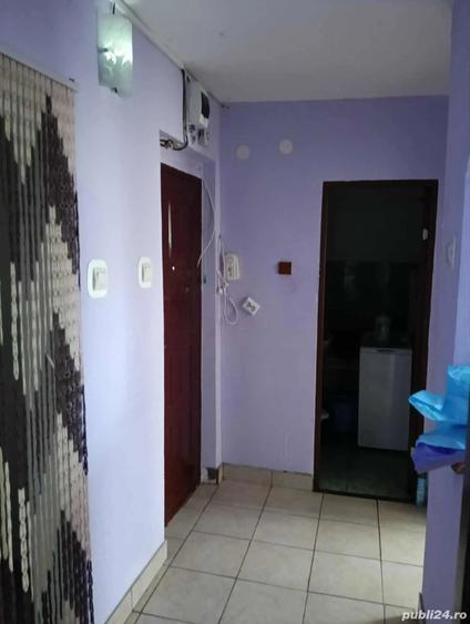 vand apartament cu 2 camere etaj 3 anvelopat exterior si renovat plata se poate face si in rate - 6