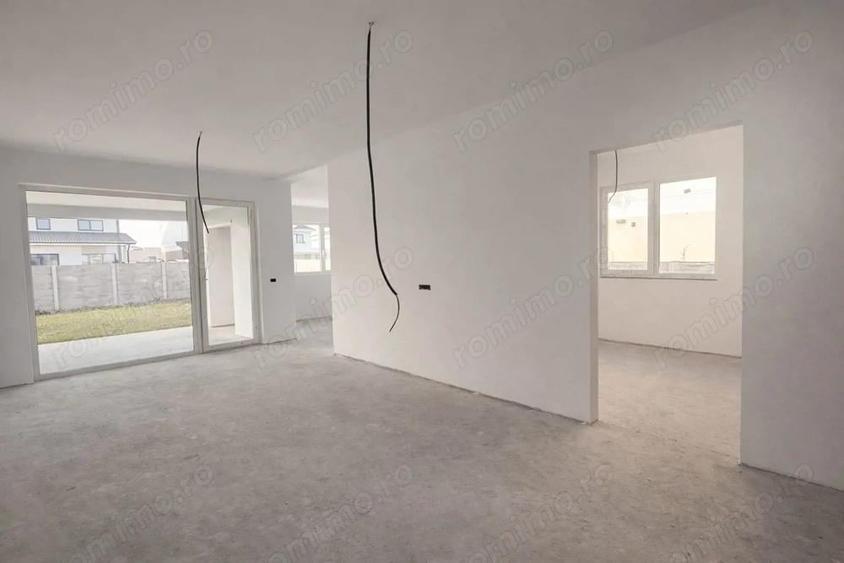 Comision 0% Duplex pe parter in Mo?ni?a Noua 3 camere, teren 315 mp - 2