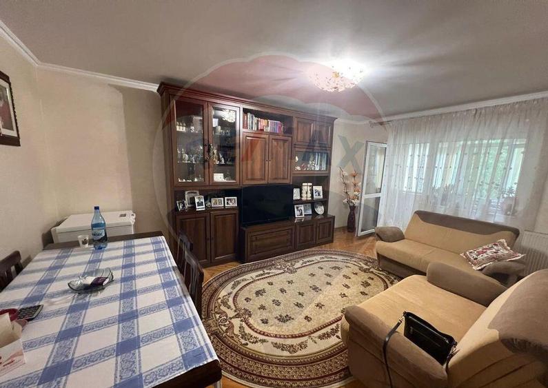 Apartament 3 camere zona Doi Stejari - 2