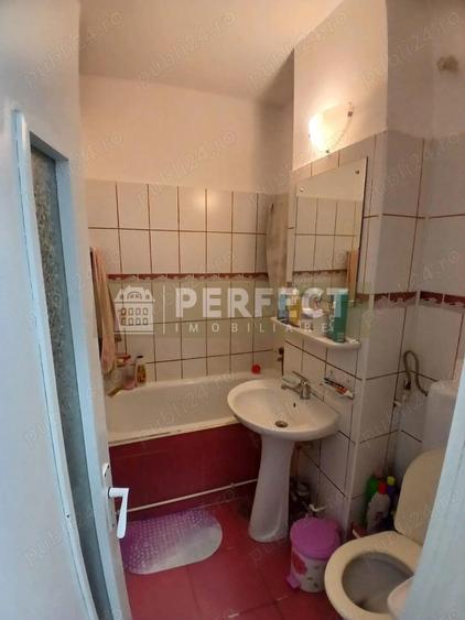 RENOVAT COMPLET! 3 camere SEMIDEC.63500 euro!! zona nord - 6