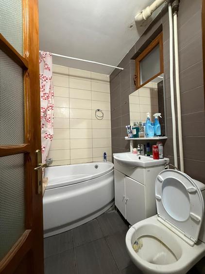 Centru Piata Unirii , 3 camere , etaj 1 - 8