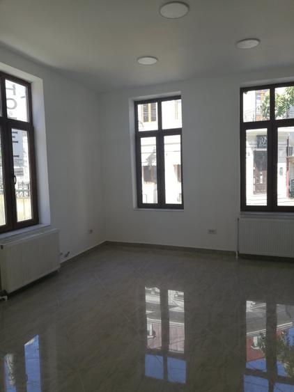 Calea Calarasi activitati comerciale diverse - 3